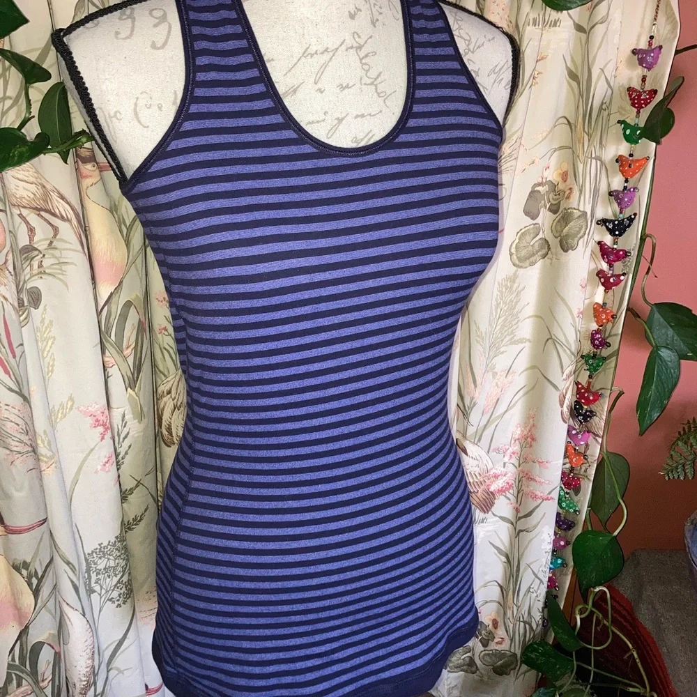 Ivivva by Lululemon Big Girls Juniors Reversible Stripe Blue Athletic Tank sz 14 - Picture 3 of 10